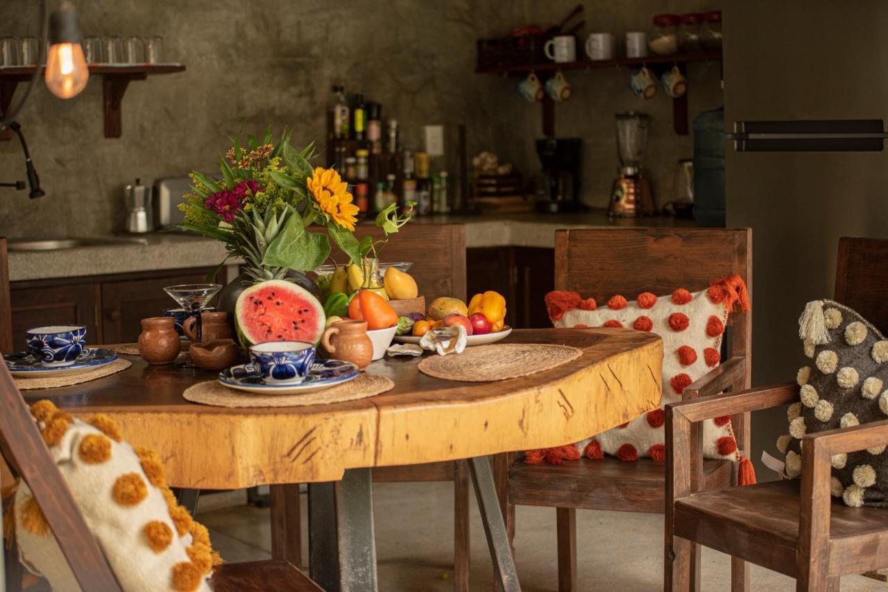Casa Monika Hotell Puerto Escondido  Exteriör bild