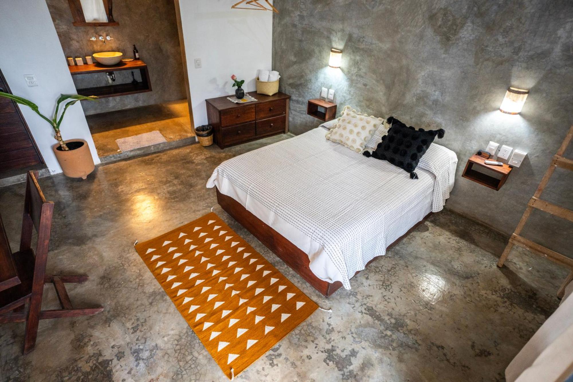 Casa Monika Hotell Puerto Escondido  Exteriör bild