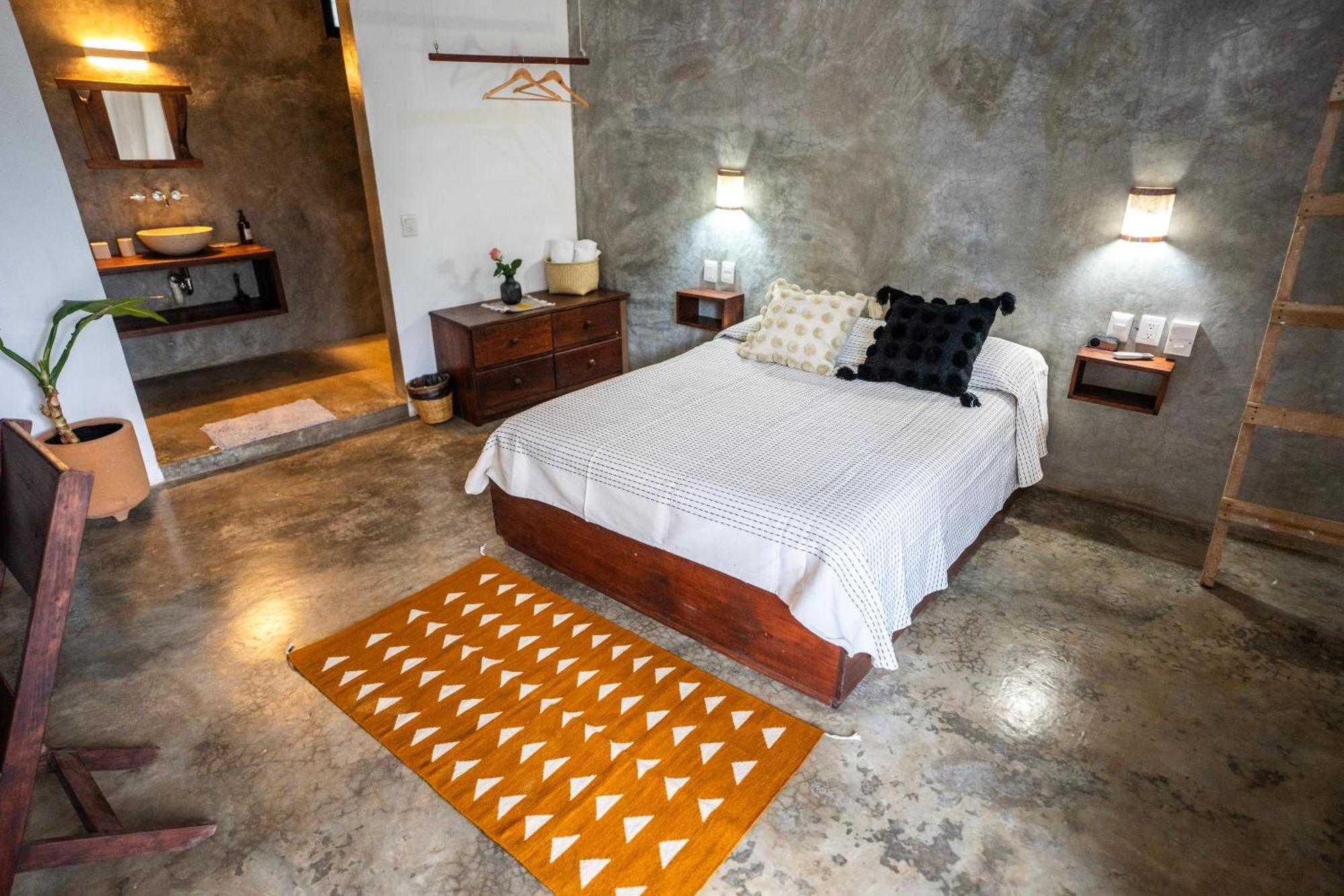 Casa Monika Hotell Puerto Escondido  Exteriör bild