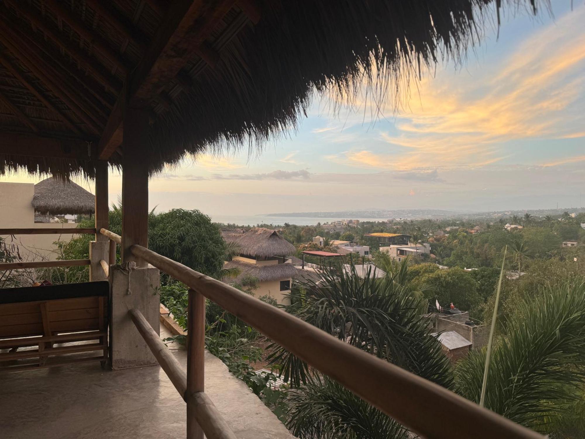 Casa Monika Hotell Puerto Escondido  Exteriör bild