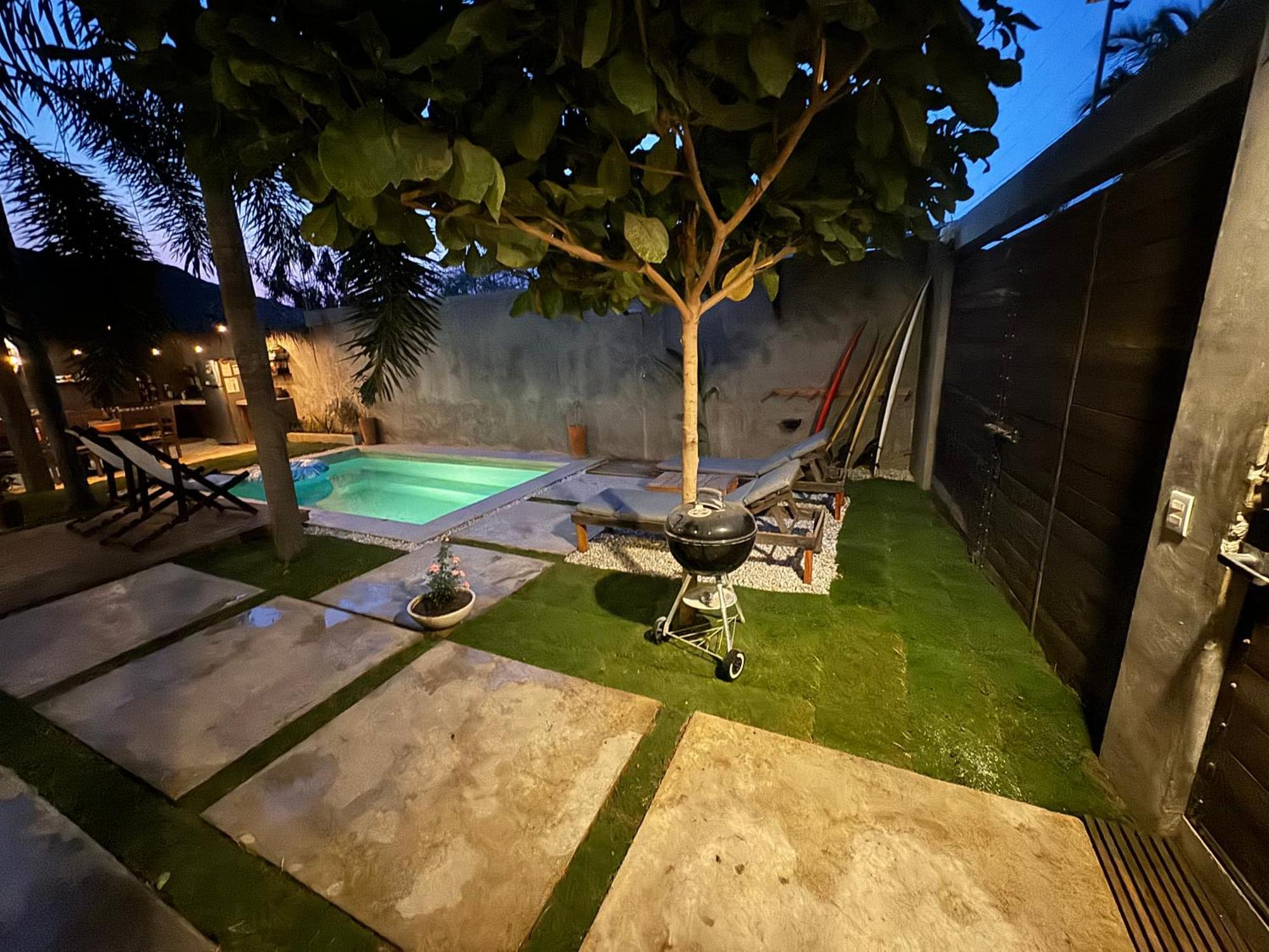 Casa Monika Hotell Puerto Escondido  Exteriör bild